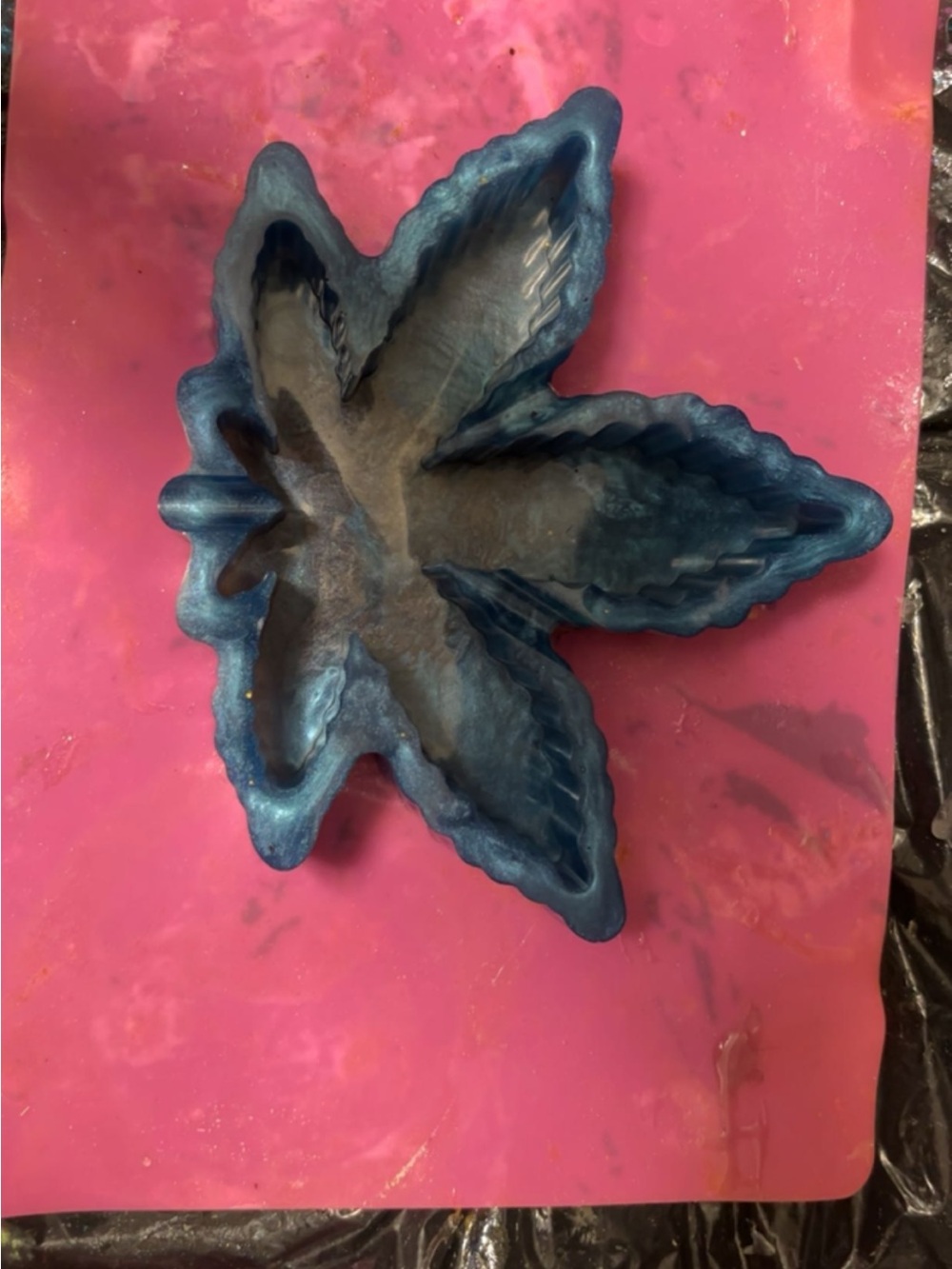 Blue Leaf-Shaped Decorative Bowl - Home Art